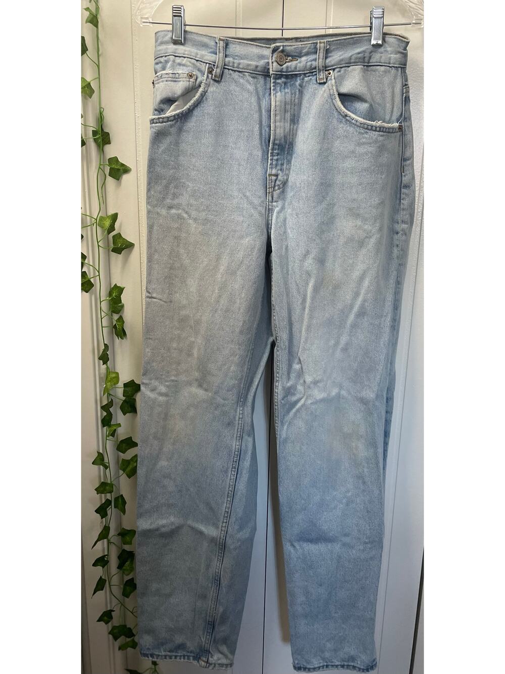 Zara Womans Light Wash Straight Denim Jeans Size 4